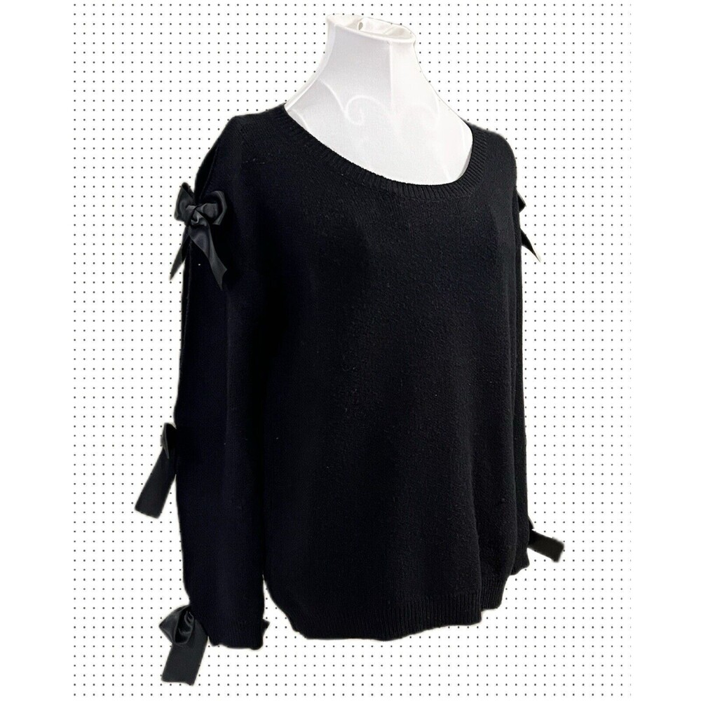 V Cristina Women’s Black Nylon/Polyester/Rayon Long Sleeve Sweater Small w/Bows